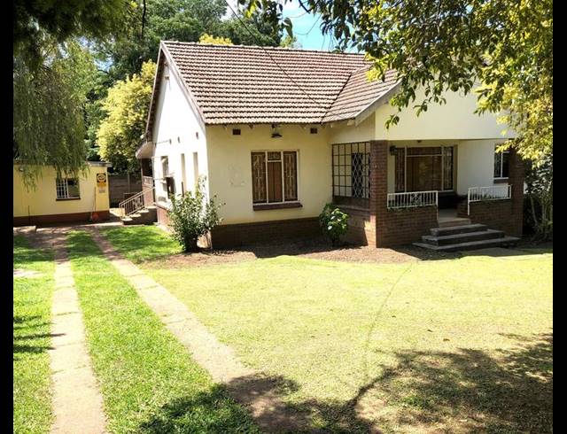 5 BEDROOM HOUSE FOR SALE IN SCOTTSVILLE